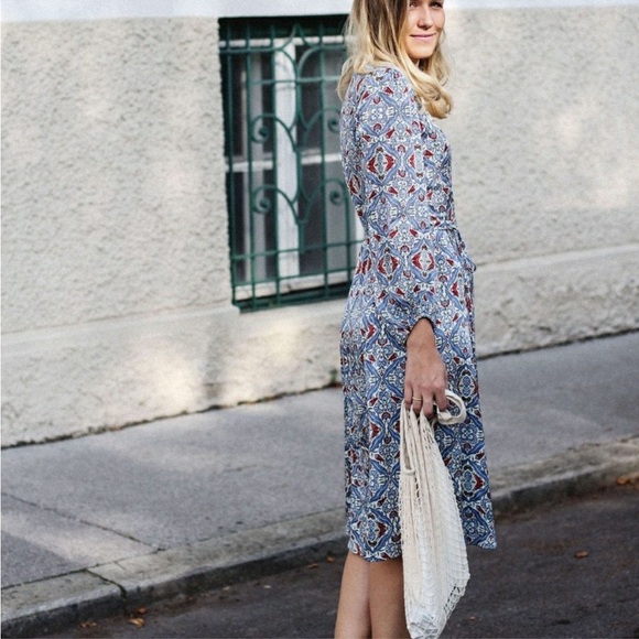 ZARA Silky Blue Paisley Authentic Wrap Longsleeve Midi Dress - Picture 5 of 15